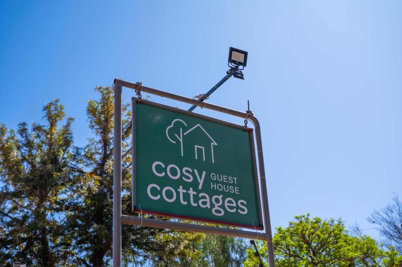 Cosy Cottages Guesthouse Potchefstroom Exterior photo